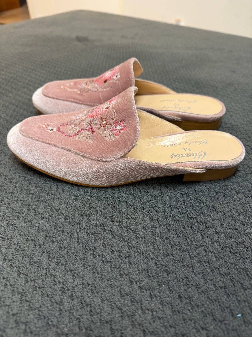 Charly Amar Velvet Embroidered Mules Pink Made in Italy Size 37 NWOB Like New